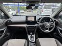 ヤリスクロス ハイブリッドＺ　セーフティセンス・ディスプレイオーディオ・ナビＴＶ・Ｃａｒｐｌａｙ・Ｂｌｕｅｔｏｏｔｈ・全周囲カメラ・ＡＣＣ・ＬＴＡ・ＢＳＭ・ハーフレザーシート・シートヒーターＰＷシート・ＰＷバックドア・ＥＴＣ２．０（4枚目）