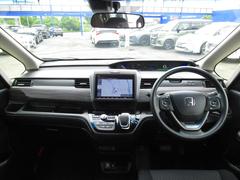ホンダセンシング・純正９インチナビ・バックカメラ・フルセグ・ＤＶＤ再生・Ｂｌｕｅｔｏｏｔｈ・ＥＴＣ・ＵＳＢ・シートヒーター・ＬＥＤライト・ＡＣＣ・レーンキープ・ドアバイザー・フロアマット 2