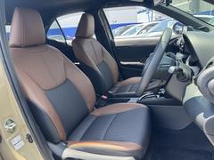 セーフティセンス・ディスプレイオーディオ・全周囲カメラ・Ｃａｒｐｌａｙ・Ｂｌｕｅｔｏｏｔｈ・ＥＴＣ・専用ハーフレザーシート・シートヒーター・ステアリングヒーター・ＡＣＣ・ＬＴＡ・ＢＳＭオートＨＩビーム 5