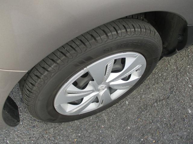 シエンタ ハイブリッドＧ　純正ナビ　フルセグテレビ　全周囲モニター　ビルトインＥＴＣ２．０　前後ドライブレコーダー　両側電動スライドドア　ＬＥＤヘッドライト　Ｂｌｕｅｔｏｏｔｈ接続　スマートキー　盗難防止システム（8枚目）