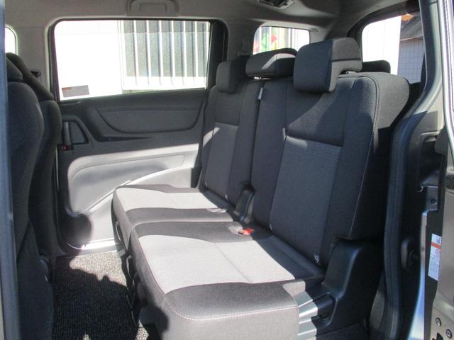 シエンタ ハイブリッドＧ　純正ナビ　フルセグテレビ　全周囲モニター　ビルトインＥＴＣ２．０　前後ドライブレコーダー　両側電動スライドドア　ＬＥＤヘッドライト　Ｂｌｕｅｔｏｏｔｈ接続　スマートキー　盗難防止システム（10枚目）