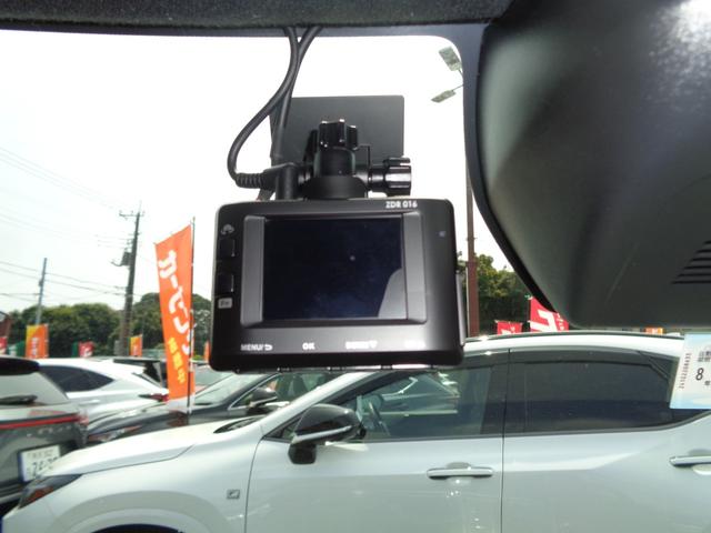 タント カスタムＸ　メモリーナビ　フルセグテレビ　ＣＤ／ＤＶＤ　Ｂｌｕｅｔｏｏｔｈ　全周囲モニター　前後ドライブレコーダー　ハーフレザーシート　シートヒーター　両側パワースライドドア　ＬＥＤヘッドライト　新車保証書付き（18枚目）