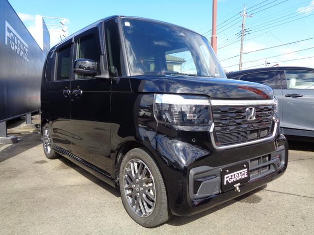 N-BOXカスタム ターボ 純正8型ナビ フルセグテレビ Bluetooth バックモニター USB ビルトインETC スマートキー ハーフレザーシート シートヒーター 両側パワースライドドア LEDヘッドライト アルミホイール(3枚目)