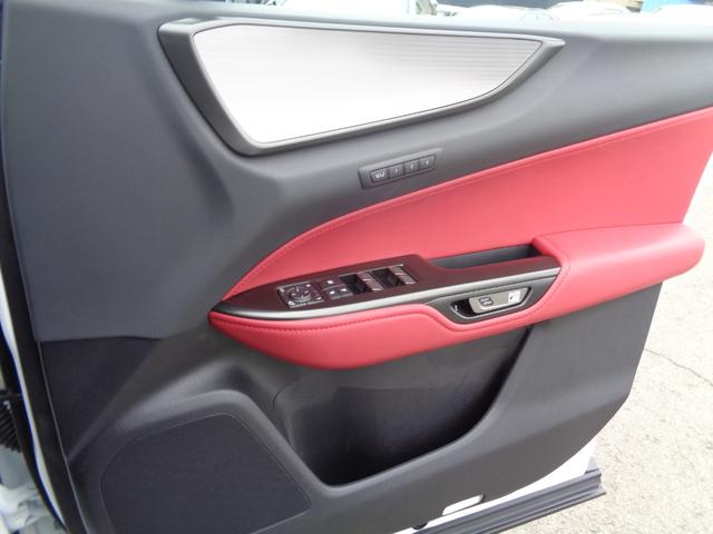 ＮＸ ＮＸ３５０ｈ　Ｆスポーツ　純正ナビ　フルセグテレビ　パノラミックビューモニター　ドライブレコーダー　デジタルインナーミラー　ビルトインＥＴＣ２．０　レザーシート　シートエアコン　パワーバックドア　ワンオーナー　新車保証書付き（30枚目）