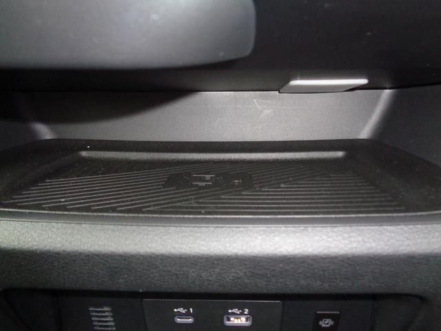 セレナ ハイウェイスターＶ　純正ナビ　フルセグテレビ　アラウンドビューモニター　ビルトインＥＴＣ　スマートキー　デジタルインナーミラー　ワイヤレス充電　両側パワースライドドア　プロパイロット　ＬＥＤヘッドライト　アルミホイール（27枚目）