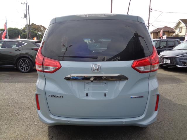 フリードハイブリッド ハイブリッド・Gブラックスタイル 純正ナビ Bluetooth バックモニター ビルトインETC 前後ドライブレコーダー スマートキー プッシュスタート シートヒーター 両側パワースライドドア LEDヘッドライト アルミホイール(7枚目)