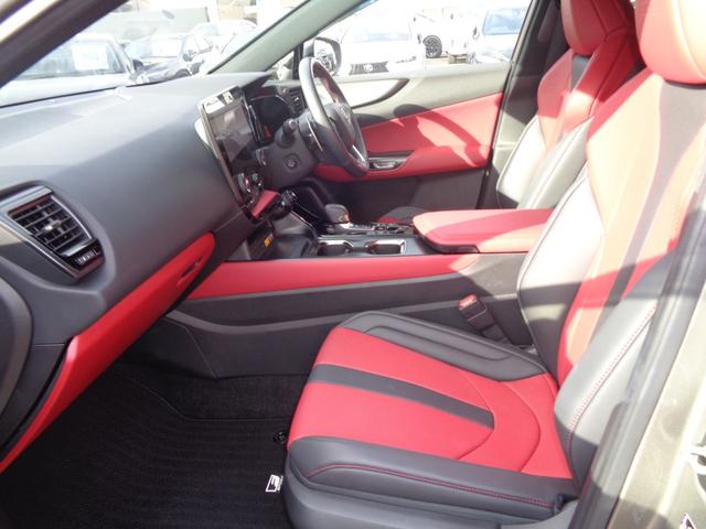 ＮＸ ＮＸ３５０　Ｆスポーツ　純正ナビ　フルセグテレビ　パノラミックビューモニター　ドライブレコーダー　ビルトインＥＴＣ２．０　デジタルインナーミラー　レザーシート　シートエアコン　ワイヤレス充電　パワーバックドア　ＬＥＤライト（11枚目）