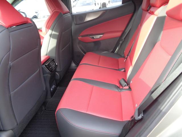 ＮＸ ＮＸ３５０　Ｆスポーツ　純正ナビ　フルセグテレビ　パノラミックビューモニター　ドライブレコーダー　ビルトインＥＴＣ２．０　デジタルインナーミラー　レザーシート　シートエアコン　ワイヤレス充電　パワーバックドア　ＬＥＤライト（12枚目）