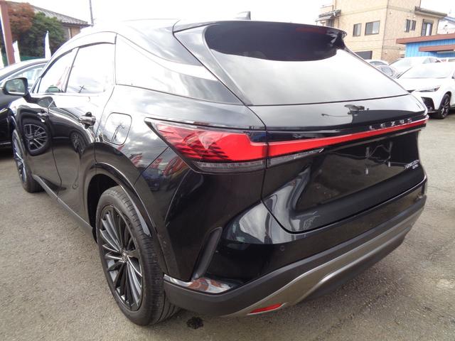 ＲＸ ＲＸ４５０ｈ＋　バージョンＬ　純正ナビ　フルセグテレビ　パノラミックビューモニター　ドライブレコーダー　ビルトインＥＴＣ２．０　デジタルインナーミラー　レザーシート　シートエアコン　パノラマルーフ　パワーバックドア　ＬＥＤライト（6枚目）