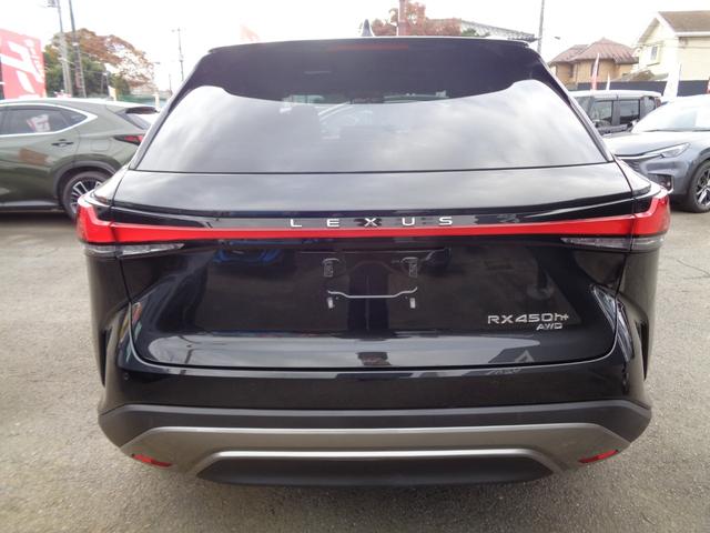 ＲＸ ＲＸ４５０ｈ＋　バージョンＬ　純正ナビ　フルセグテレビ　パノラミックビューモニター　ドライブレコーダー　ビルトインＥＴＣ２．０　デジタルインナーミラー　レザーシート　シートエアコン　パノラマルーフ　パワーバックドア　ＬＥＤライト（7枚目）