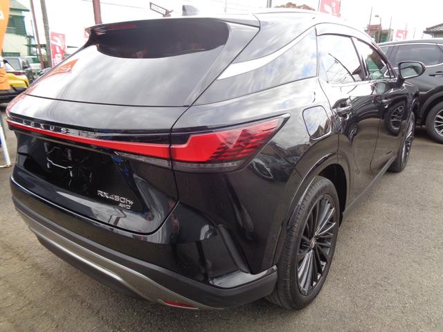 ＲＸ ＲＸ４５０ｈ＋　バージョンＬ　純正ナビ　フルセグテレビ　パノラミックビューモニター　ドライブレコーダー　ビルトインＥＴＣ２．０　デジタルインナーミラー　レザーシート　シートエアコン　パノラマルーフ　パワーバックドア　ＬＥＤライト（8枚目）