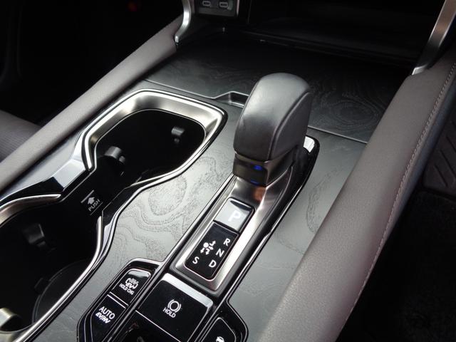 ＲＸ ＲＸ４５０ｈ＋　バージョンＬ　純正ナビ　フルセグテレビ　パノラミックビューモニター　ドライブレコーダー　ビルトインＥＴＣ２．０　デジタルインナーミラー　レザーシート　シートエアコン　パノラマルーフ　パワーバックドア　ＬＥＤライト（28枚目）