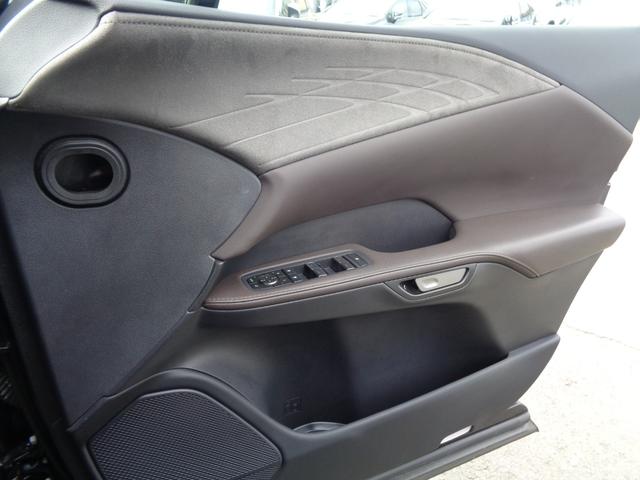 ＲＸ ＲＸ４５０ｈ＋　バージョンＬ　純正ナビ　フルセグテレビ　パノラミックビューモニター　ドライブレコーダー　ビルトインＥＴＣ２．０　デジタルインナーミラー　レザーシート　シートエアコン　パノラマルーフ　パワーバックドア　ＬＥＤライト（34枚目）