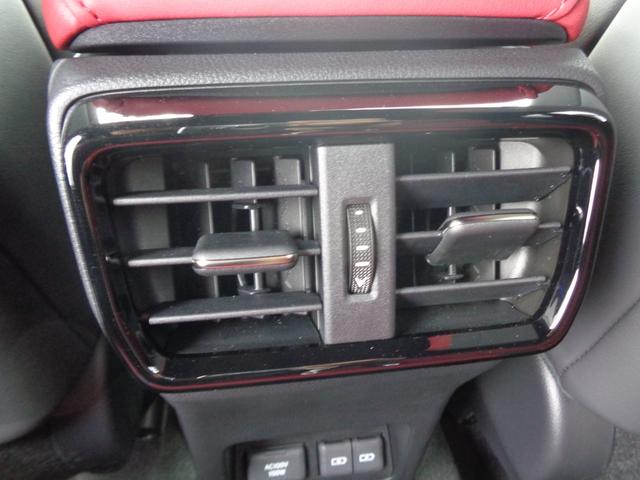 ＮＸ ＮＸ３５０ｈ　Ｆスポーツ　純正ナビ　パノラミックビューモニター　ドライブレコーダー　ビルトインＥＴＣ２．０　ヘッドアップディスプレイ　レザーシート　シートエアコン　アドバンストパーク　パワーバックドア　新車保証書付き（13枚目）