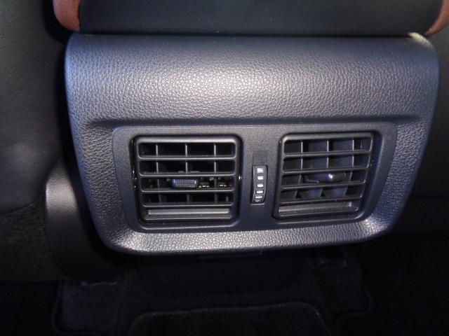 ハリアーハイブリッド Z レザーパッケージ 純正ナビ フルセグテレビ JBLサウンドシステム パノラミックビューモニター ドライブレコーダー ビルトインETC2.0 ワイヤレス充電 レザーシート シートエアコン パワーバックドア 新車保証書付き(14枚目)