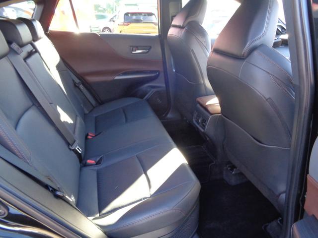 ハリアーハイブリッド Z レザーパッケージ 純正ナビ フルセグテレビ JBLサウンドシステム パノラミックビューモニター ドライブレコーダー ビルトインETC2.0 ワイヤレス充電 レザーシート シートエアコン パワーバックドア 新車保証書付き(20枚目)