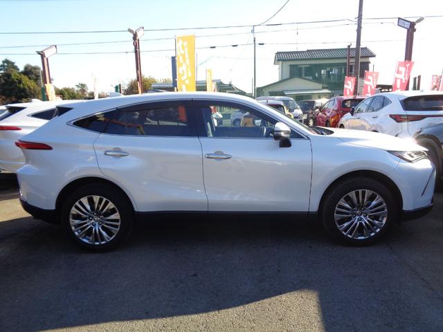 ハリアーハイブリッド Z レザーパッケージ 純正ナビ フルセグテレビ JBLサウンド パノラミックビューモニター デジタルインナーミラー ドライブレコーダー ビルトインETC2.0 レザーシート シートエアコン パワーバックドア 新車保証書付き(4枚目)