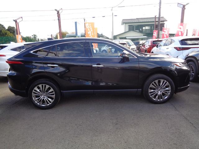 ハリアーハイブリッド Ｚ　レザーパッケージ　純正ナビ　フルセグテレビ　パノラミックビューモニター　デジタルインナーミラー　ドライブレコーダー　ビルトインＥＴＣ２．０　黒革シート　シートエアコン　パワーバックドア　ＬＥＤライト　新車保証書付き（4枚目）