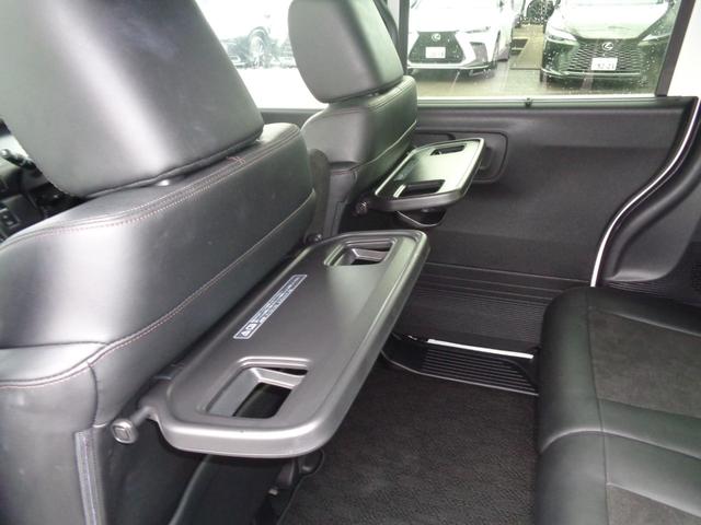 Ｎ－ＢＯＸカスタム ターボ　純正９型ナビ　フルセグテレビ　Ｂｌｕｅｔｏｏｔｈ　バックモニター　スマートキー　ビルトインＥＴＣ　ハーフレザーシート　シートヒーター　両側パワースライドドア　ＬＥＤヘッドライト　アルミホイール（12枚目）