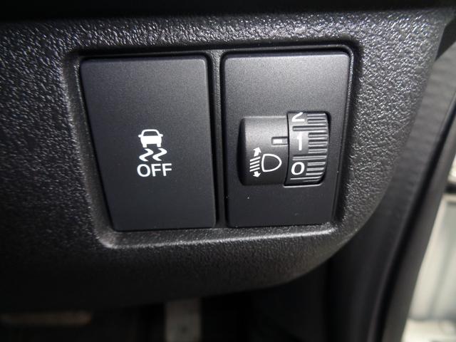 Ｎ－ＢＯＸカスタム ターボ　純正９型ナビ　フルセグテレビ　Ｂｌｕｅｔｏｏｔｈ　バックモニター　スマートキー　ビルトインＥＴＣ　ハーフレザーシート　シートヒーター　両側パワースライドドア　ＬＥＤヘッドライト　アルミホイール（27枚目）