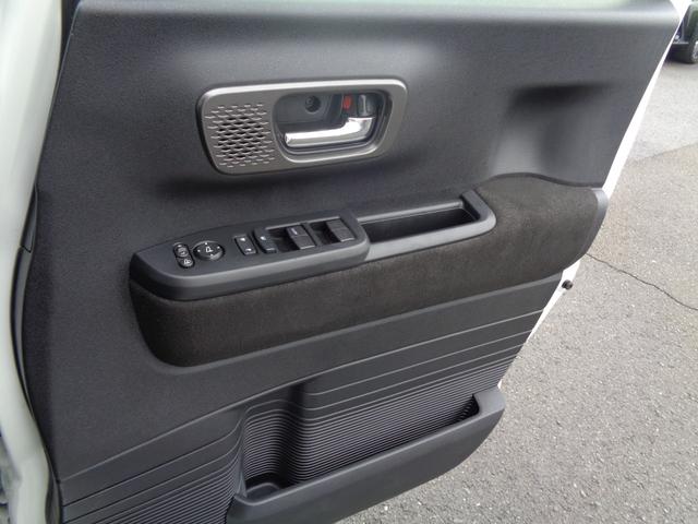 Ｎ－ＢＯＸカスタム ターボ　純正９型ナビ　フルセグテレビ　Ｂｌｕｅｔｏｏｔｈ　バックモニター　スマートキー　ビルトインＥＴＣ　ハーフレザーシート　シートヒーター　両側パワースライドドア　ＬＥＤヘッドライト　アルミホイール（28枚目）