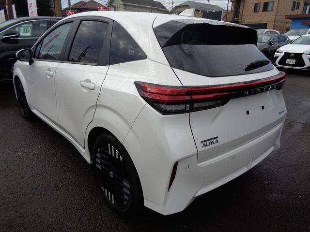 オーラ Ｇ　レザーエディション　純正９型ナビ　フルセグテレビ　ＢＯＳＥサウンドシステム　アラウンドビューモニター　ドライブレコーダー　ビルトインＥＴＣ２．０　デジタルインナーミラー　レザーシート　プロパイロット　新車保証書付き（6枚目）