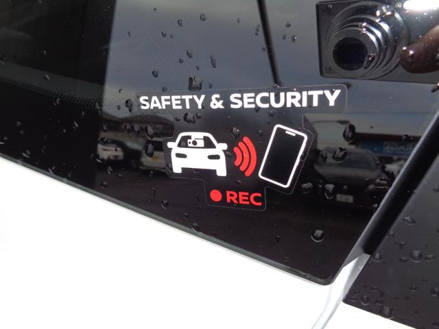 オーラ Ｇ　レザーエディション　純正９型ナビ　フルセグテレビ　ＢＯＳＥサウンドシステム　アラウンドビューモニター　ドライブレコーダー　ビルトインＥＴＣ２．０　デジタルインナーミラー　レザーシート　プロパイロット　新車保証書付き（10枚目）