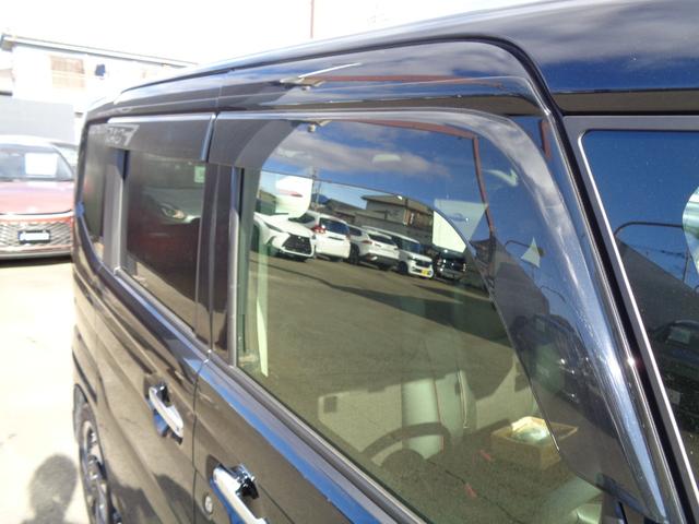 スペーシアカスタム ハイブリッドＸＳ　８型ナビ　フルセグテレビ　Ｂｌｕｅｔｏｏｔｈ　バックモニター　ドライブレコーダー　ビルトインＥＴＣ　ヘッドアップディスプレイ　ハーフレザーシート　シートヒーター　両側パワースライドドア　ＬＥＤライト（10枚目）