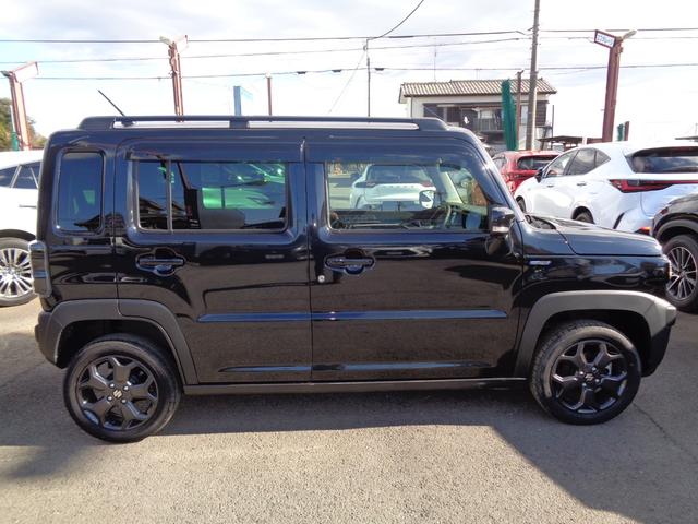 ハスラー タフワイルドターボ　純正９型ナビ　フルセグＴＶ　Ｂｌｕｅｔｏｏｔｈ　全周囲モニター　ビルトインＥＴＣ　スマートキー　プッシュスタート　シートヒーター　クルーズコントロール　ルーフレール　ＬＥＤヘッドライト　アルミホイール（4枚目）