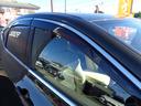 ドアバイザーが付いておりますので雨の日でも外気の取り入れが可能です!あると便利なパーツです!