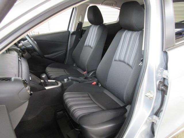 ＭＡＺＤＡ２ １．５　１５Ｓ　スマート　エディション　整備代車ＵＰ車　全周囲カメラ　ＥＴＣ　マツダコネクトナビ　車線逸脱警報システム　アクセル踏み間違い防止装置　障害物センサー　ＢＴ接続　ＬＥＤヘッドランプ　セキュリティアラーム　地デジチューナー　ＤＶＤ（14枚目）