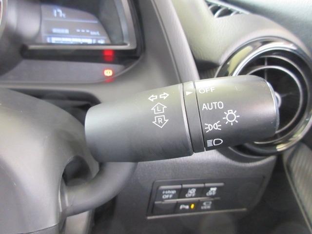 ＭＡＺＤＡ２ １．５　１５Ｓ　スマート　エディション　整備代車ＵＰ車　全周囲カメラ　ＥＴＣ　マツダコネクトナビ　車線逸脱警報システム　アクセル踏み間違い防止装置　障害物センサー　ＢＴ接続　ＬＥＤヘッドランプ　セキュリティアラーム　地デジチューナー　ＤＶＤ（16枚目）