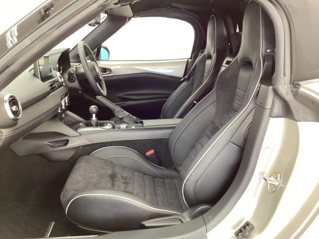 ロードスター 1.5 RS ワンオーナー アダプティブヘッドライト ETC ドライブレコーダー 衝突被害軽減ブレーキ ブルートゥース 衝突被害軽減ブレーキ LEDライト 横滑り防止 USBポート フルセグTV オートエアコン(9枚目)