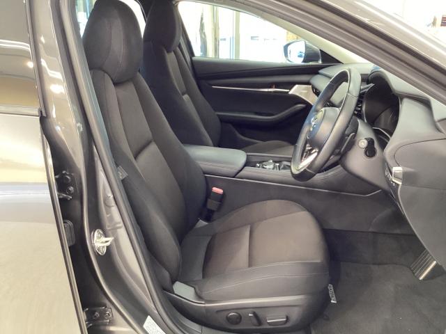 MAZDA3セダン 1.8 XDプロアクティブ ツーリング セレクション ディー ワンオーナー 全周囲カメラ ETC2.0 衝突被害軽減ブレーキ 電動シート LEDヘッドライト シートヒーター 前席シートヒーター 1オーナー 横滑り防止装置 車線逸脱警報 パワーシート LEDヘッド(7枚目)