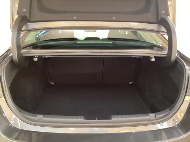 MAZDA3セダン 1.8 XDプロアクティブ ツーリング セレクション ディー ワンオーナー 全周囲カメラ ETC2.0 衝突被害軽減ブレーキ 電動シート LEDヘッドライト シートヒーター 前席シートヒーター 1オーナー 横滑り防止装置 車線逸脱警報 パワーシート LEDヘッド(11枚目)