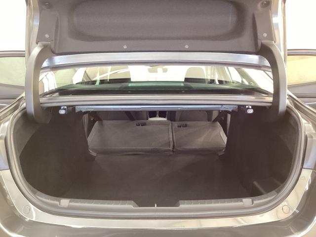 MAZDA3セダン 1.8 XDプロアクティブ ツーリング セレクション ディー ワンオーナー 全周囲カメラ ETC2.0 衝突被害軽減ブレーキ 電動シート LEDヘッドライト シートヒーター 前席シートヒーター 1オーナー 横滑り防止装置 車線逸脱警報 パワーシート LEDヘッド(12枚目)