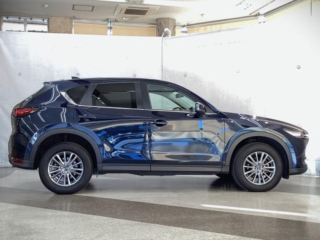 CX-5 2.0 20S スマート エディション ワンオーナー 後席モニター 全周囲カメラ LEDヘッドライト ETC ドライブレコーダー アクセル踏み間違い防止装置 ブレーキサポート 360度ビューモニター オートLED LED 地デジ BT(39枚目)