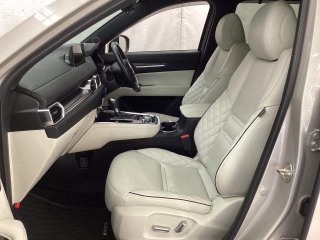 CX-8 2.2 XD エクスクルーシブ モード ディーゼルターボ ワンオーナー 全周囲カメラ アクセル踏み間違い防止装置 LEDヘッドライト 電動リアゲート ルーフレール サンルーフ 360度ビュー BTオーディオ オートハイビーム パワーゲート ワンオーナー車(9枚目)