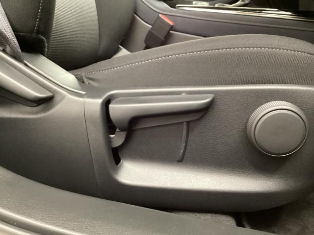 ＣＸ－３０ ２．０　２０Ｓ　ワンオーナー　バックカメラ　ＬＥＤヘッドライト　ＥＴＣ２．０　アクセル踏み間違い防止装置　衝突被害軽減ブレーキ　バックカメラ　アダプティブクルーズ　ワンオーナー　Ｂｌｕｅｔｏｏｔｈ接続（8枚目）