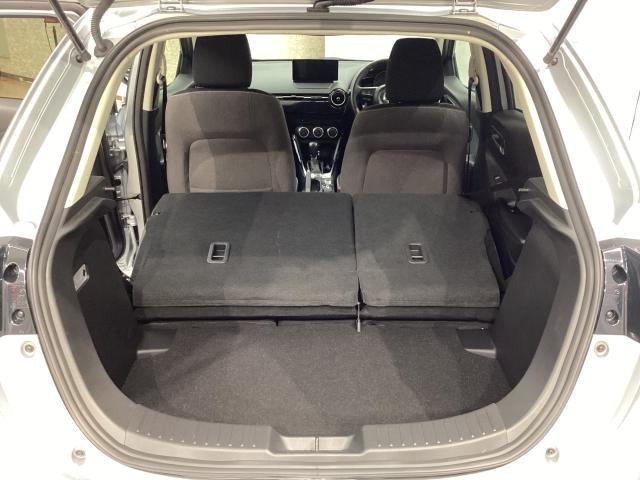 MAZDA2 1.5 15BD i セレクション 全周囲カメラETCLEDヘッドライト衝突被害軽減ブレーキ アクセル踏み間違い防止装置(12枚目)