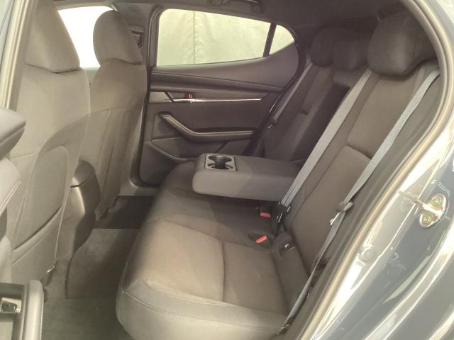 MAZDA3ファストバック 1.5 15S ツーリング ワンオーナー 全周囲カメラ ドライブレコーダー LEDヘッドライト 衝突被害軽減ブレーキ 障害物センサー フルセグテレビ レーンアシスト アダプティブクルーズ ワンオーナ コーナーセンサー DVD(10枚目)