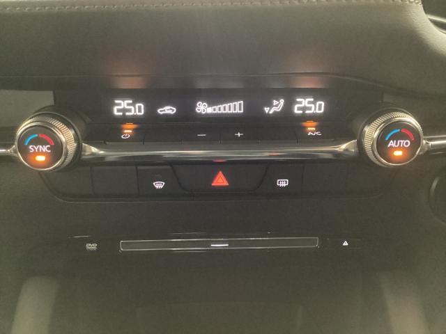 MAZDA3ファストバック 1.5 15S ツーリング ワンオーナー 全周囲カメラ ドライブレコーダー LEDヘッドライト 衝突被害軽減ブレーキ 障害物センサー フルセグテレビ レーンアシスト アダプティブクルーズ ワンオーナ コーナーセンサー DVD(18枚目)