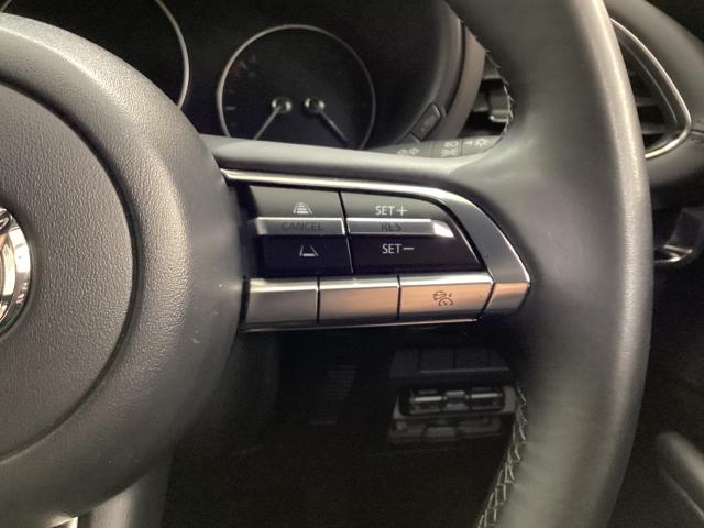 MAZDA3ファストバック 1.5 15S ツーリング ワンオーナー 全周囲カメラ ドライブレコーダー LEDヘッドライト 衝突被害軽減ブレーキ 障害物センサー フルセグテレビ レーンアシスト アダプティブクルーズ ワンオーナ コーナーセンサー DVD(21枚目)