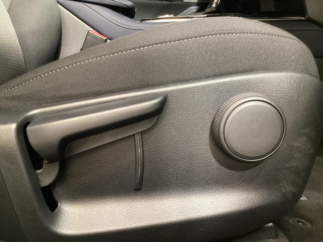 ＣＸ－３０ ２０Ｓ　プロアクティブ　４ＷＤ　マツコネナビ　地デジ　３６０℃ビュー　ＥＴＣ　１８インチアルミ　ワンオーナー　１オーナー　ドラレコ　レーンキープ　ＤＶＤ　４ＷＤ　衝突軽減ブレーキ　レーダークルーズ　フルセグＴＶ　ＥＴＣ　バックカメラ（8枚目）
