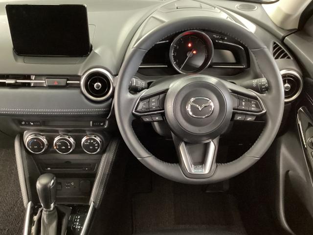 ＭＡＺＤＡ２ １５Ｓ　プロアクティブ　Ｓパッケージ　２ＷＤ　マツコネナビ　地デジ　３６０℃ビュー　ＥＴＣ　１５インチアルミ　ワンオーナー　パノラマモニター　衝突軽減装置　レーンアシスト　コーナーセンサー　ＬＥＤ　Ｂｌｕｅｔｏｏｔｈ接続　ドラレコ　ＤＶＤ　ＥＴＣ（2枚目）