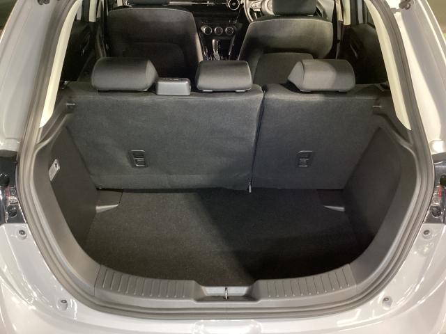 ＭＡＺＤＡ２ １５ＢＤ（ブラック）２ＷＤ　マツダコネクトパッケージ　セーフティクルーズパッケージ　ウォームコンフォートパッケージ　３６０℃セーフティパッケージ　パノラマモニタ　ブルートゥース　デモアップ　スマートシティブレーキサポート　ＥＴＣ（11枚目）