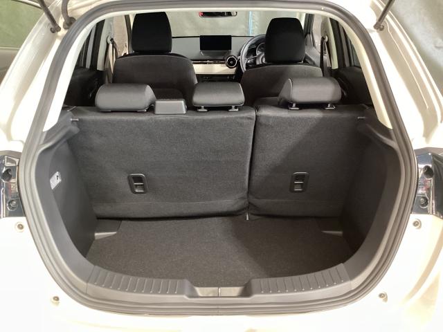 MAZDA2 15BD i セレクション 2WD マツダコネクトパッケージ 360℃ビュー 地デジ (11枚目)