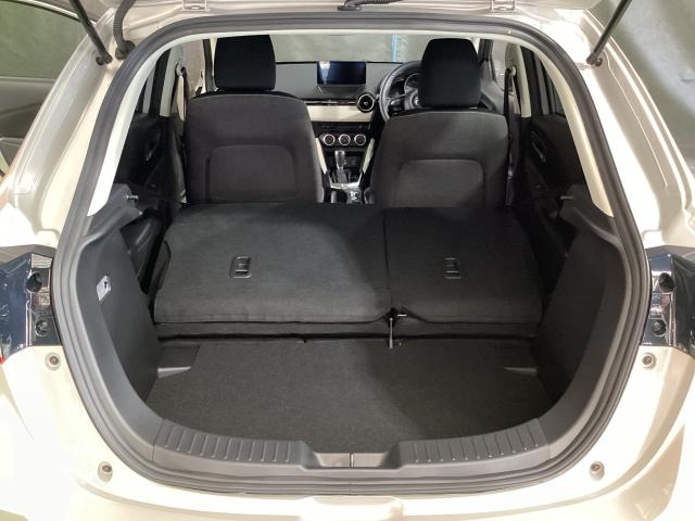 MAZDA2 15BD i セレクション 2WD マツダコネクトパッケージ 360℃ビュー 地デジ (12枚目)