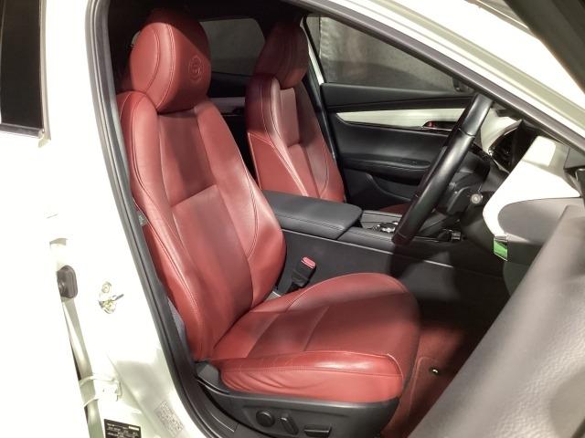 MAZDA3ファストバック XD 100周年特別記念車 2WD BOSE 360°モニター リモコンスタータ ドラレコ 360°カメラ レーダークルーズコントロール 衝突軽減ブレーキ フルセグTV LEDヘッドライト パーキングセンサー DVD Pシート ETC(7枚目)