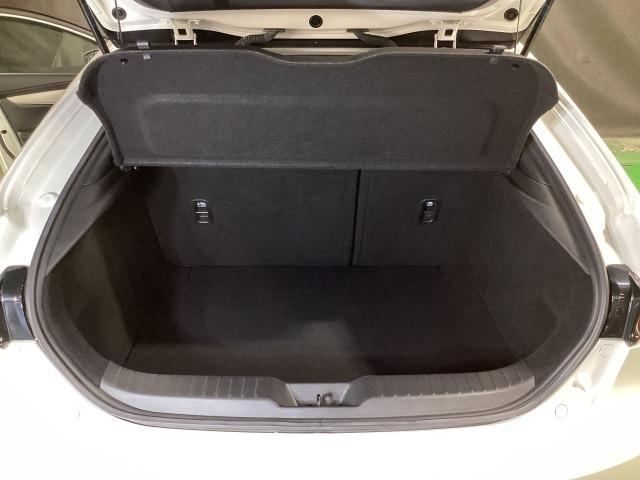 MAZDA3ファストバック XD 100周年特別記念車 2WD BOSE 360°モニター リモコンスタータ ドラレコ 360°カメラ レーダークルーズコントロール 衝突軽減ブレーキ フルセグTV LEDヘッドライト パーキングセンサー DVD Pシート ETC(11枚目)